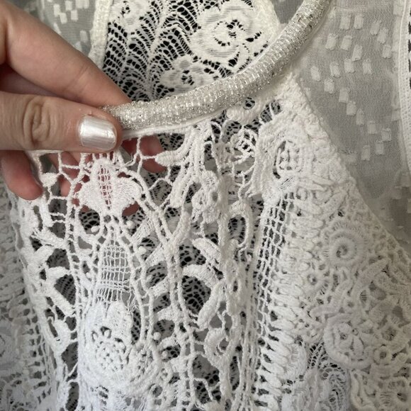 Miss Me Womens White Lace Sleeveless Tank Top M sheer summer top casual floral - Picture 5 of 8